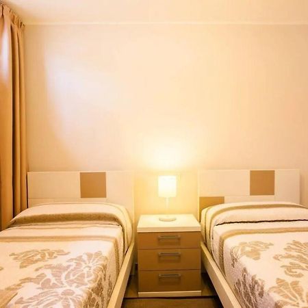 1 Bedroom Apartment For 4 People In Tenerife Адехе Екстериор снимка