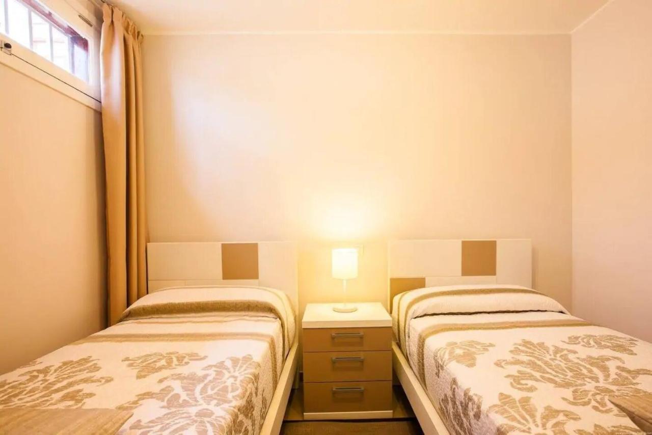 1 Bedroom Apartment For 4 People In Tenerife Адехе Екстериор снимка