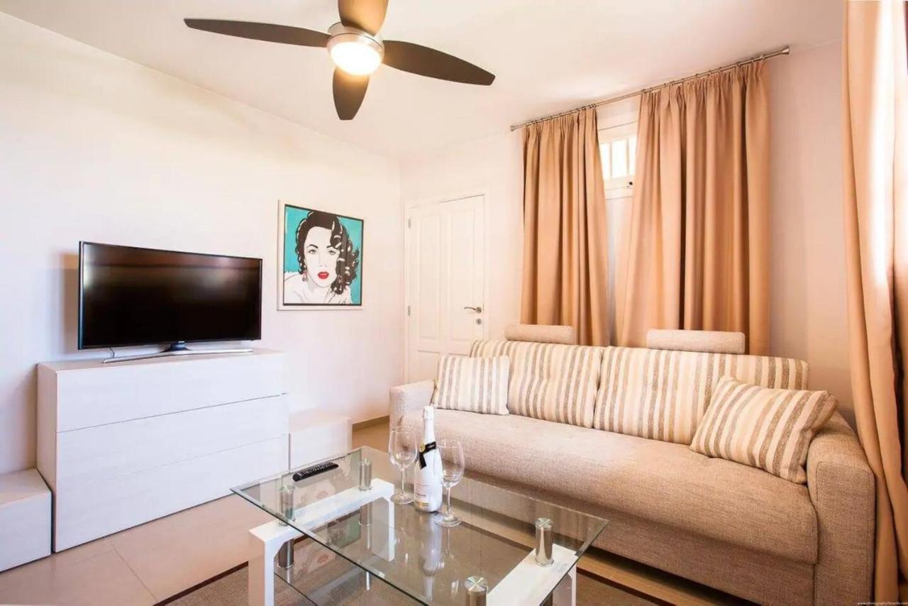 1 Bedroom Apartment For 4 People In Tenerife Адехе Екстериор снимка